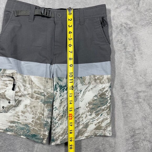 Realtree Mens Fishing Shorts‎ S 28/30 Gray Camo With Adjustable Waistband - Picture 2 of 8